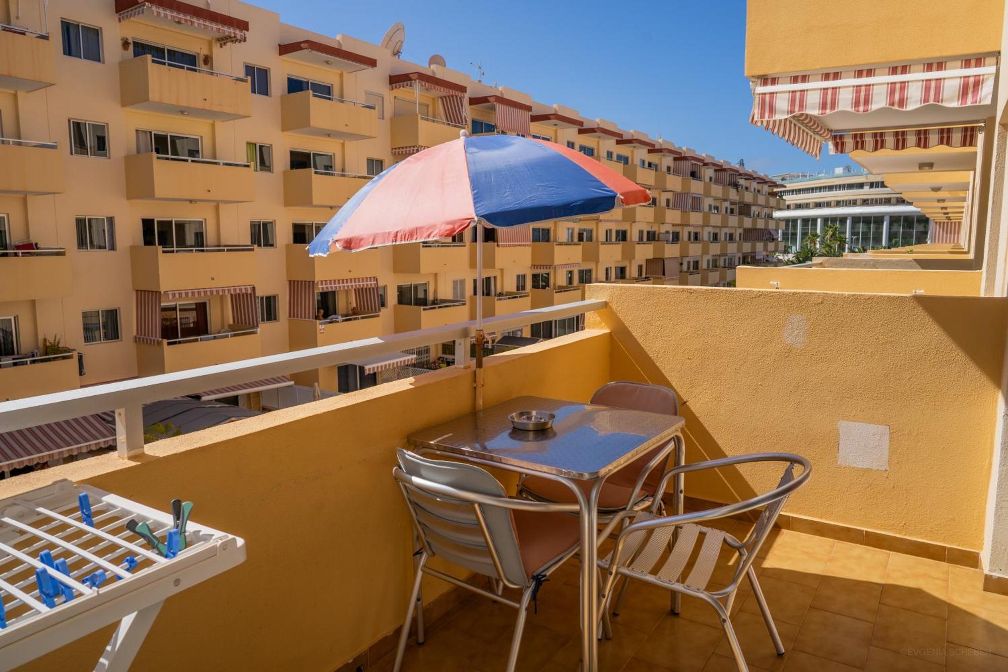 Apartments In Los Cristianos, Tenerife, Canary Islands Los Cristianos  Bagian luar foto