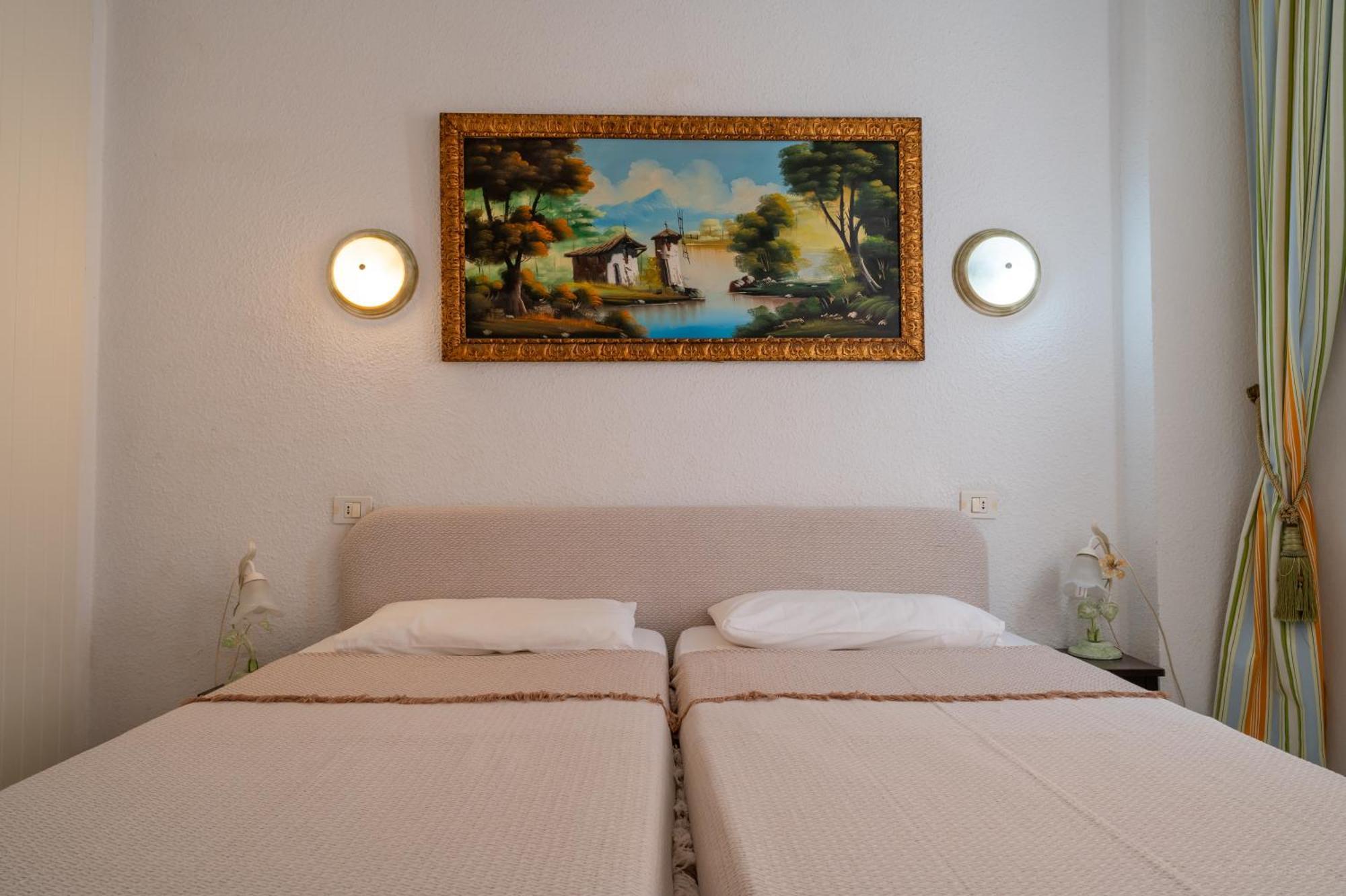 Apartments In Los Cristianos, Tenerife, Canary Islands Los Cristianos  Bagian luar foto